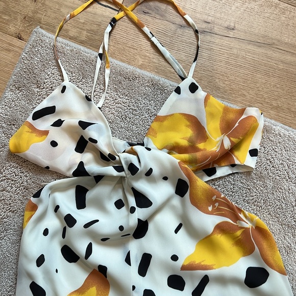 LULUS Dress - Picture 2 of 6